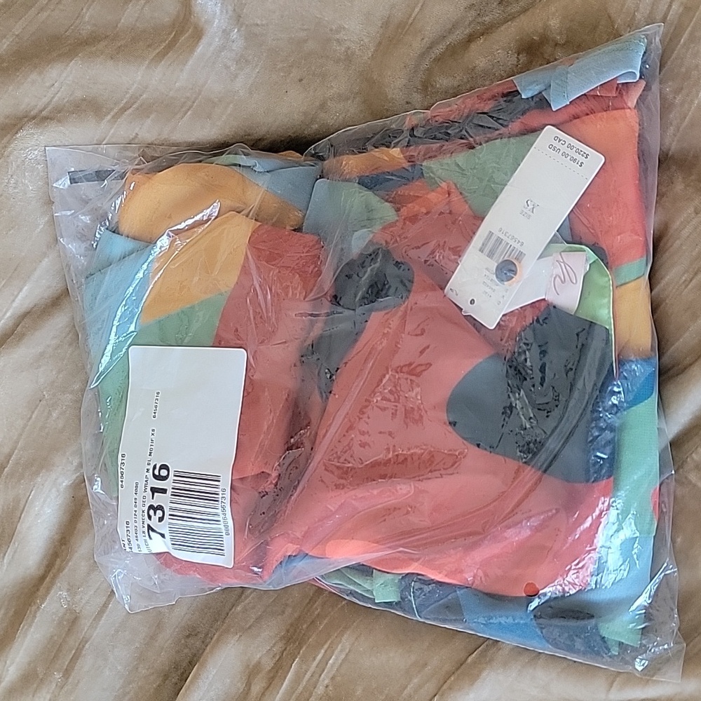 NWT Hutch Abstract Wrap Maxi Dress XS - Picture 3 of 9